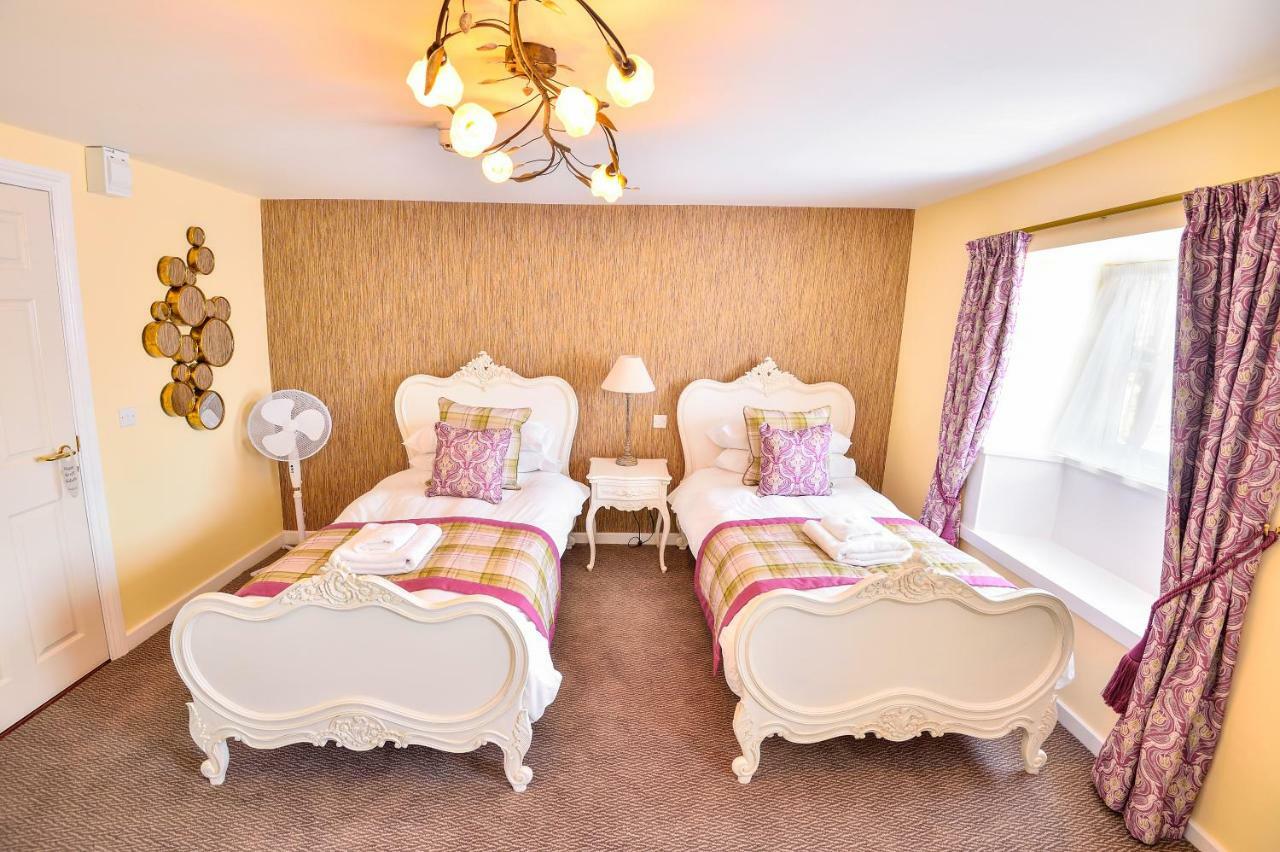 The George Hotel Axminster Ngoại thất bức ảnh